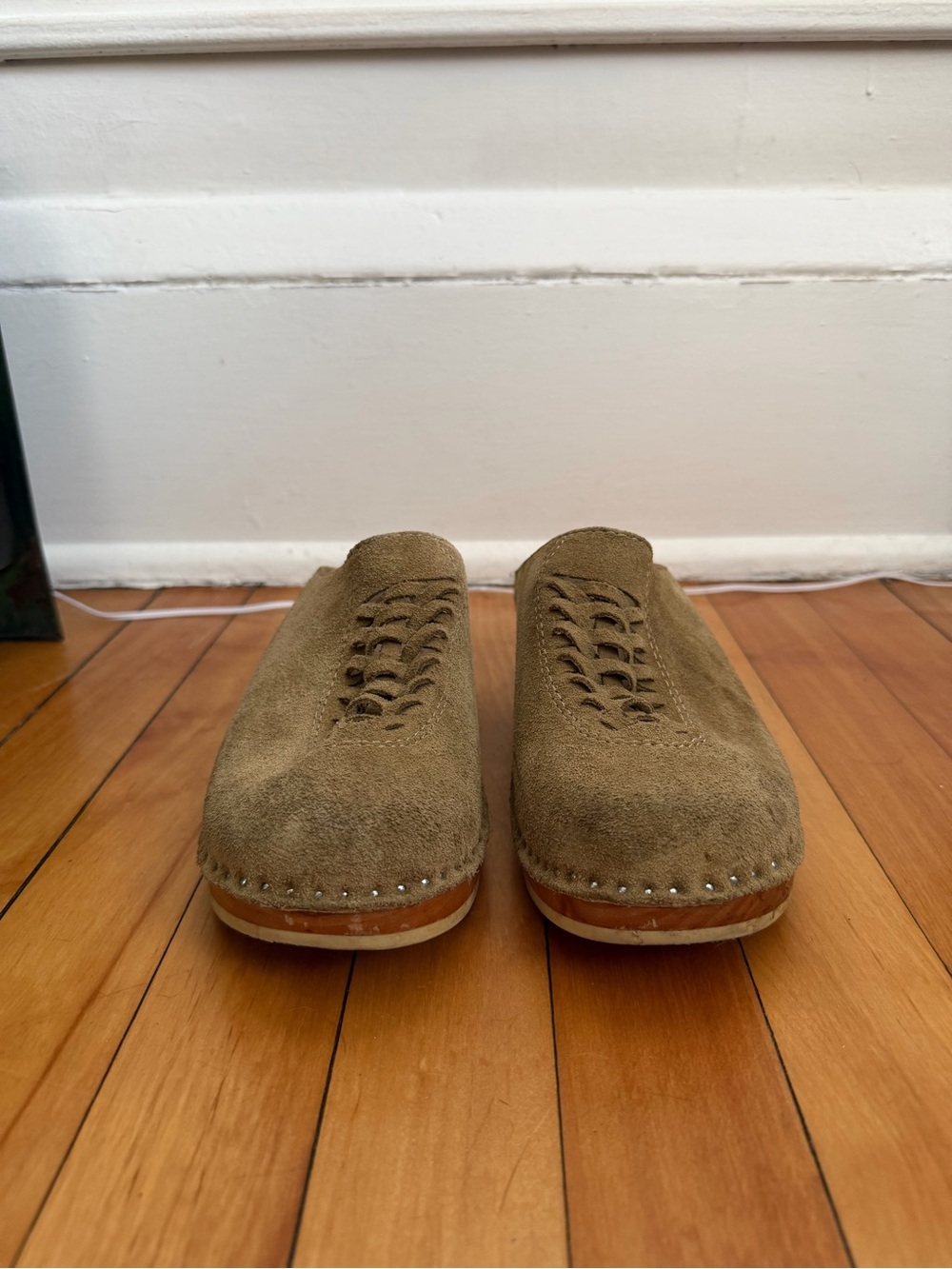 Troentorp Suede Women’s Slip-On Clogs in Olive